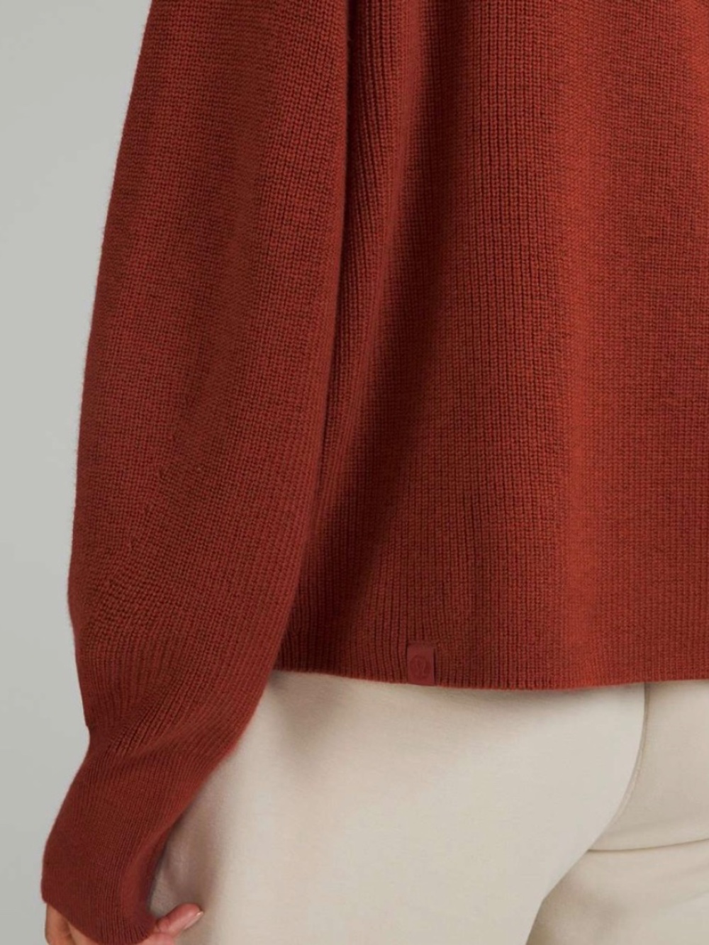 Lululemon Merino Wool-Blended Ribbed Turtleneck Sweater Size 8 - Picture 4 of 11